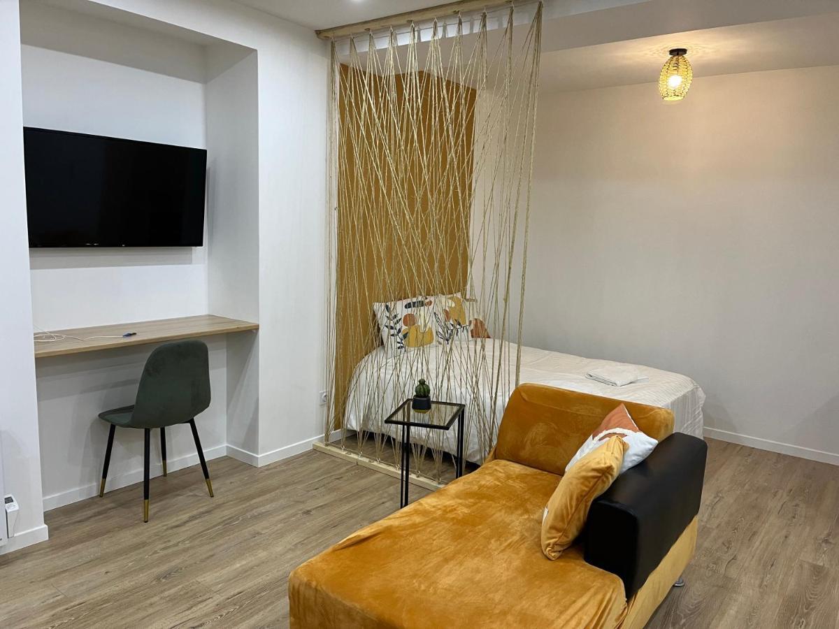 Appartement Luxe Jaune Сент-Етьєн Екстер'єр фото